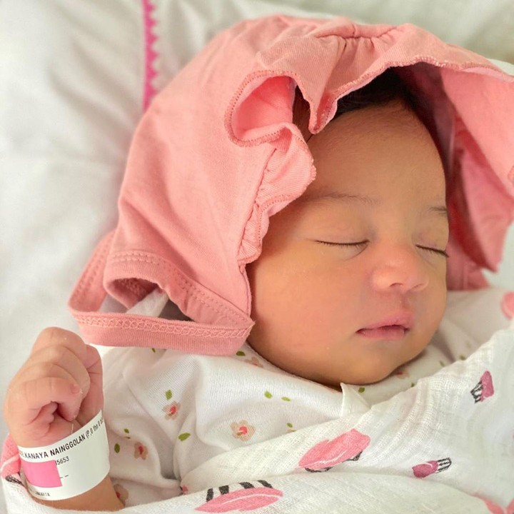 <p>Saat dilahirkan melalui proses normal, Cara rose memiliki berat lahir 3,74 kilogram dan panjang 51 sentimeter. (Foto: instagram @casalfonso, @riantic)</p>