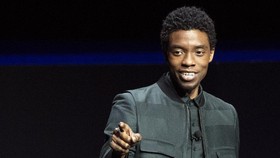 Keluarga Ikhlas Chadwick Boseman Gagal Raih Oscar 2021