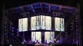 FOTO: Ramai Konser Musik 'Drive-in' Pertama di Jakarta Untuk pertama kalinya, konser musik berkonsep 'drive-in' digelar di Jakarta pada Sabtu (29/8).