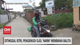 VIDEO: Ditinggal Istri, Pengemudi Ojol 'Narik' Bawa Balita