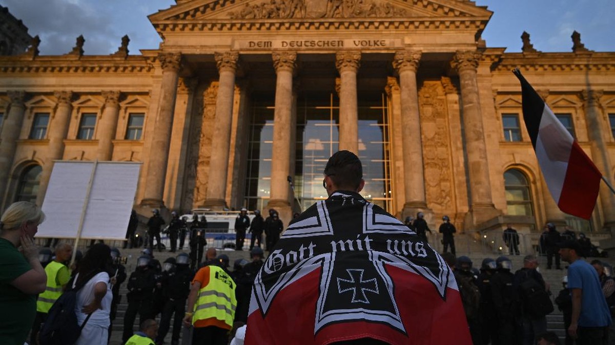 FOTO: Jerman Dilanda Demo Anti Corona