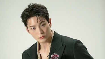 img-title Joo Won Bintangi Drama Komedi Baru 'Stealer: Seven Joseon Coins'