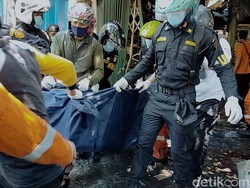 Cerita 5 Orang Terpanggang dalam Kebakaran Toko Elektronik di Surabaya
