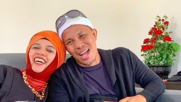 BINA RUMAH TANGGA ATAS DASAR CINTA PADA TUHAN
