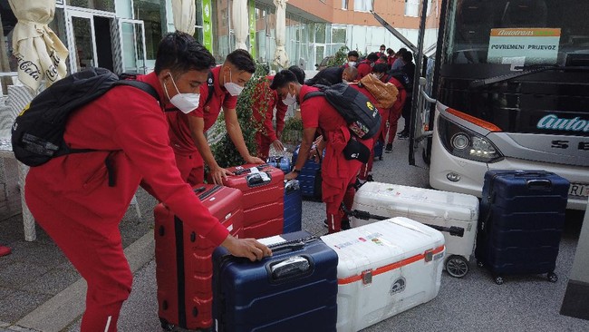 Tiba di Kroasia, pelatih Timnas Indonesia U-19, Shin Tae Yong, langsung menggembleng skuadnya berlatih pada Minggu (30/8) sore waktu setempat.