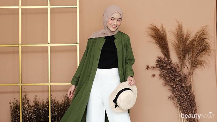 5 Rekomendasi Online Shop Outer yang Cantik Untuk Jalan-Jalan