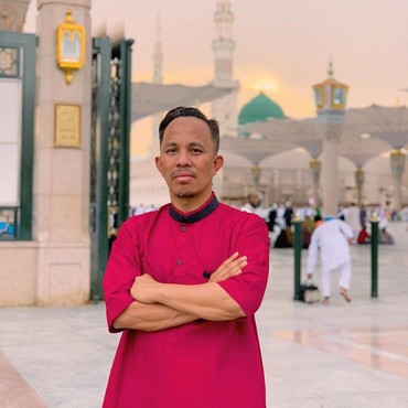 Sentuh Tangan Aaliyah Massaid, Ayah Thariq Halilintar Sebut Wudhunya Tak Batal