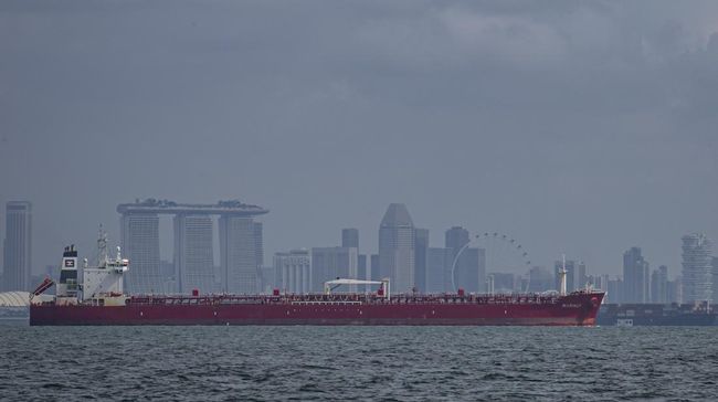 Kapal Israel Dihantam Rudal Diduga Milik Iran di Laut Arab