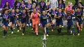 FOTO: Lyon Ratu Eropa Lyon juara Liga Champions Wanita 2019/2020 usai menaklukkan Wolfsburg 3-1 di Stadion Anoeta, Spanyol, Senin 31/8) dini hari WIB.