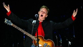 img-title Penyesalan Paul McCartney terhadap John Lennon Hingga Kini