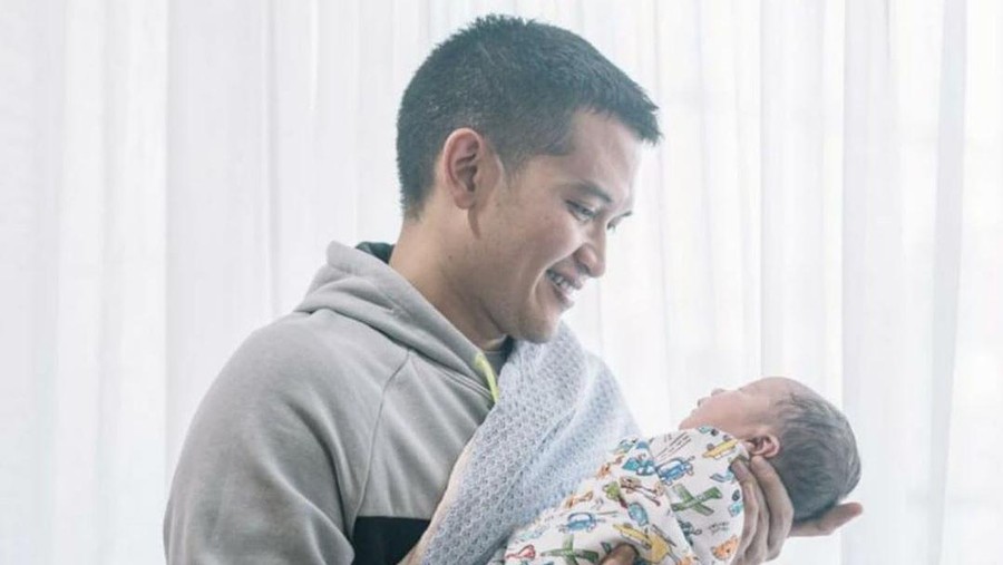 Rezky Aditya dan anak