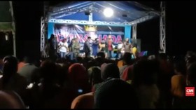 VIDEO: Viral Ribuan Warga Dangdutan Tanpa Protokol Kesehatan