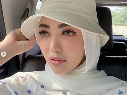 Bella Shofie Pamer Foto Tanpa Hijab saat Liburan, Netizen Auto Nyinyir
