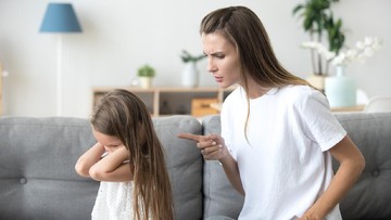 CIRI-CIRI STRICT PARENTS LAINNYA