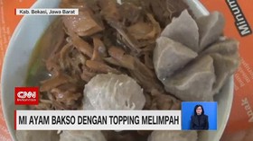 VIDEO: Mie Ayam Bakso dengan Topping Melimpah