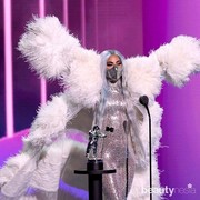 Nyentrik, Lady Gaga Pakai Masker Buatan Desainer Indonesia di MTV VMA 2020