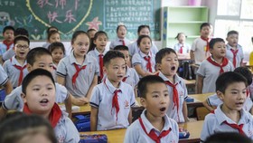 China Sanksi 27 Pejabat Pendidikan Gegara Ilustrasi Vulgar di Buku SD