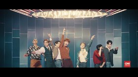 VIDEO: 'Dynamite' BTS Guncang Tangga Lagu AS