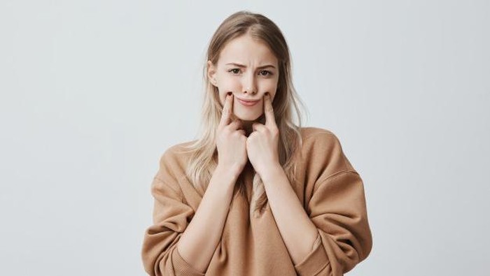 5 Tips Ampuh untuk Menghilangkan Beruntusan dan Bikin Wajah Mulus