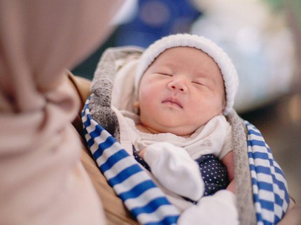 7 Potret Gemasnya Bayi Citra Kirana dan Rezky Aditya