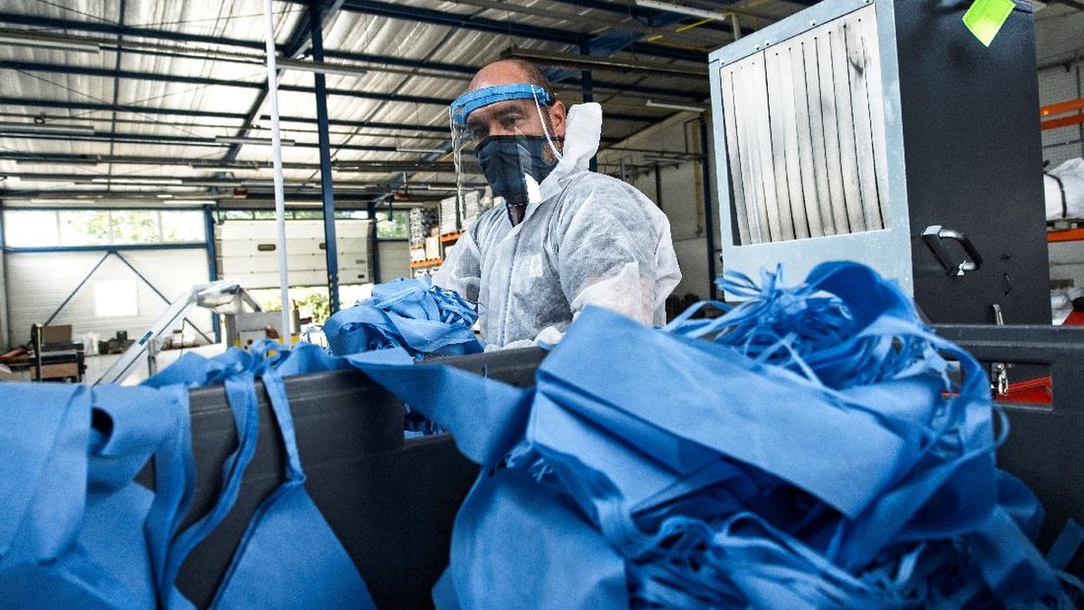 FOTO: Sampah Masker Bisa Diubah Jadi Plastik Daur Ulang