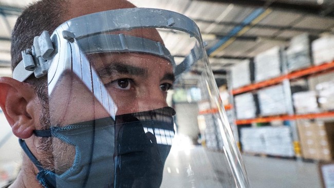 FOTO: Sampah Masker Bisa Diubah Jadi Plastik Daur Ulang