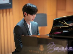 Kim Min Jae Tertekan Jadi Pianis di Do You Like Brahms?