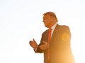 Trump Klaim Vaksin Covid-19 Tersedia untuk AS April 2021