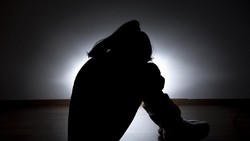 Tak Terima Diputusin, Cowok Ini Ngamuk Minta Ponsel & Uang Dikembalikan