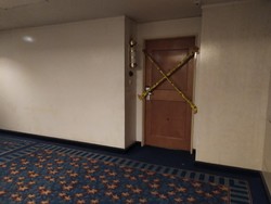 Kamar Apartemen Tempat Pesta Gay di Kuningan Jaksel Disegel Polisi