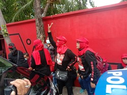 Video Amukan Loyalis Whisnu Sakti Usai PDIP Rekomendasi Eri-Armuji