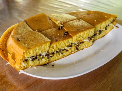 Resep Martabak Manis Teflon, Mudah Dibuat dan Anti Gagal