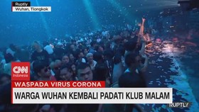 VIDEO: Warga Wuhan Kembali Padati Klub Malam