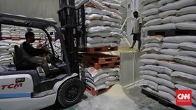 Bulog dan Komisi IV DPR RI Kawal Kualitas Beras Bansos