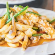 Resep Udang Saus Padang Enak ala Restoran Seafood