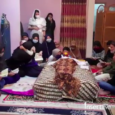 6 Foto Suasana Rumah Duka Idan Separo