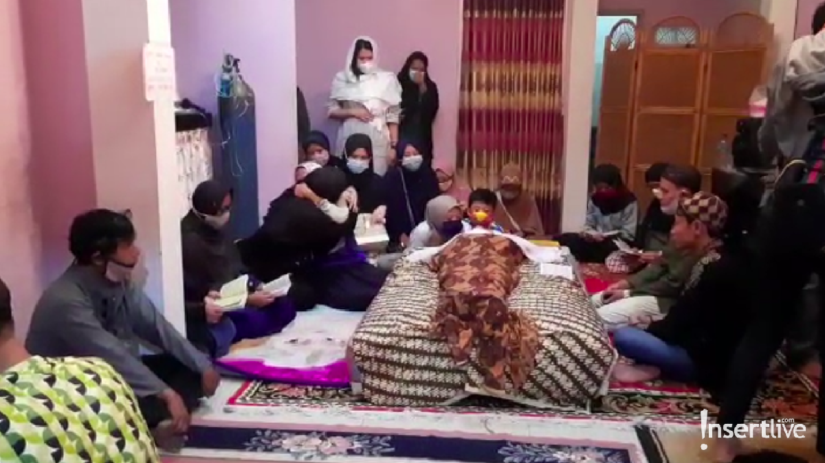 Suasana rumah duka Idan Separo