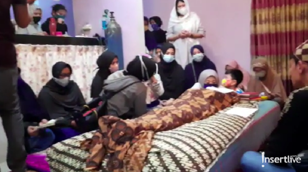 Suasana rumah duka Idan Separo