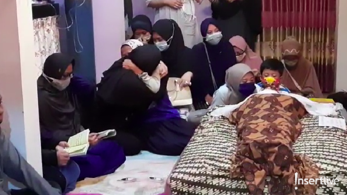 Suasana rumah duka Idan Separo