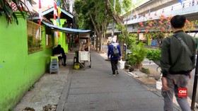 VIDEO: Hore PKL Bisa Jualan di Trotoar Lagi