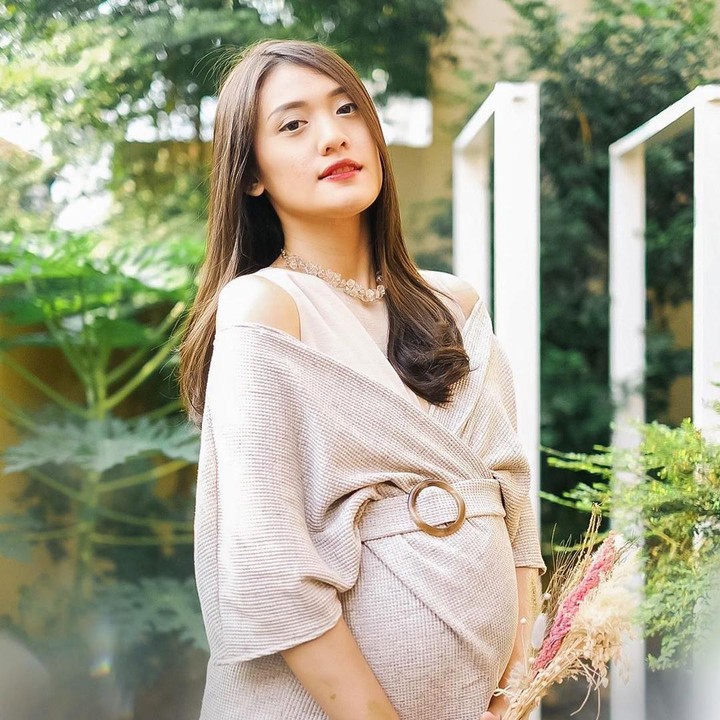<p>Semoga lancar sampai hari persalinan ya Anissa Aziza. (Foto: Instagram @anissaaziza)    </p>