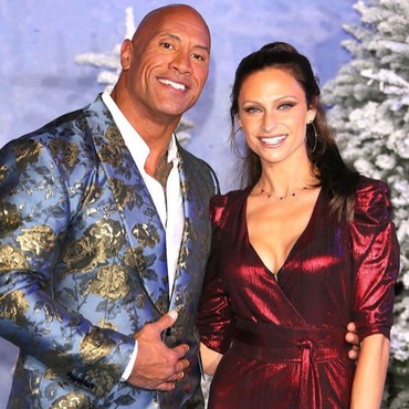 Terinfeksi Corona, Dwayne Johnson Rayakan Ultah Istri Saat Isolasi
