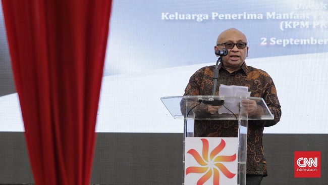 Staf Ahli Menteri Sosial Bidang Perubahan dan Dinamika Sosial, Edi Suharto, memastikan tugas di Kemensos tetap berjalan meskipun dirinya menjadi tersangka KPK.