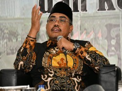Protokol Kesehatan Setengah-setengah, MPR: Masker Digantung di Leher