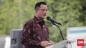 Setahun Lebih Perhitungan Korupsi Juliari oleh KPK Belum Rampung
