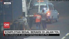 VIDEO: Komplotan Begal Beraksi di Jalan Tol