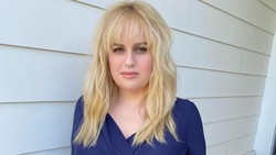 Sukses Diet, Penampilan Terbaru Rebel Wilson Bikin Pangling