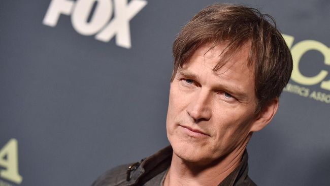 Bintang True Blood, Stephen Moyer, akan menyutradarai film musikal romantis bertajuk Mobius dalam waktu dekat.