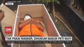 VIDEO: Tak Pakai Masker, Dihukum Masuk Peti Mati
