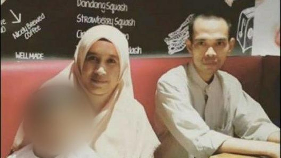 UAS dan Mellya Juniarti